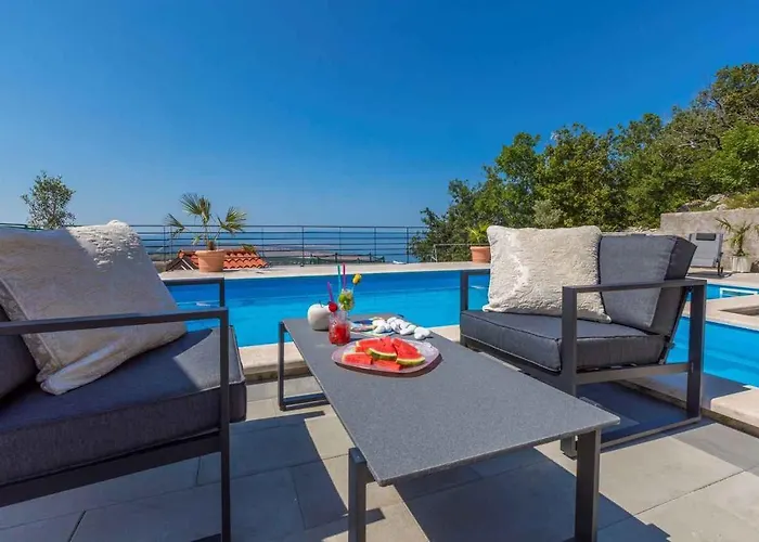 Apartment In 39448 Hreljin