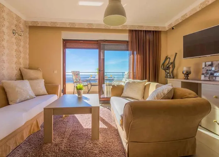 Apartment In 39448 *