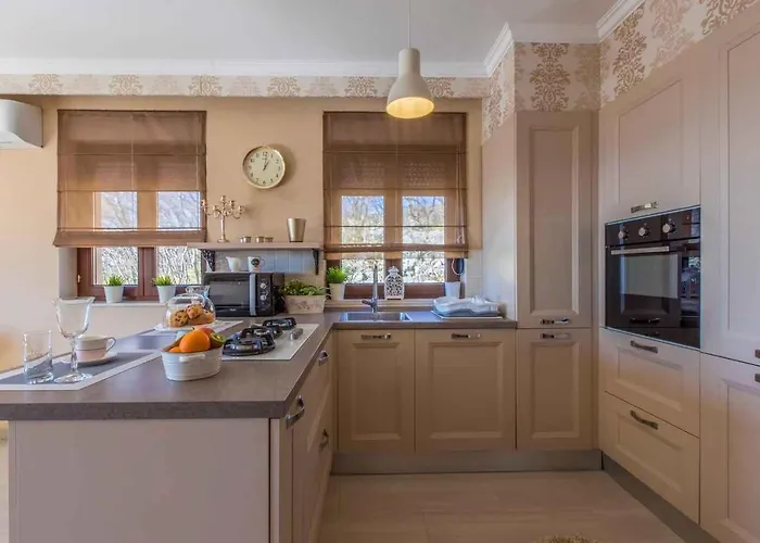 In 39448 Apartment *